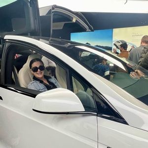 Meet your Posher, Violeta